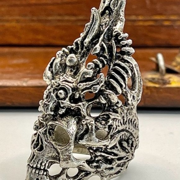 Axel R Stocks Skull Ring, USA Size 10, Solid Silver. Axelizations Signed - Picture 7 of 9